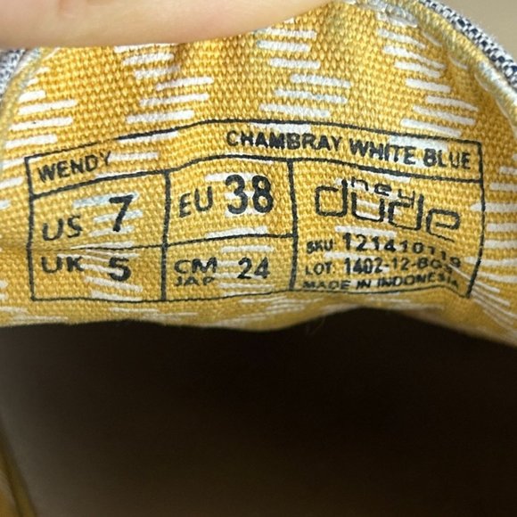 Hey Dude Wendy Chambray White Blue Womens 7 Slip On Casual Comfort - Picture 8 of 10